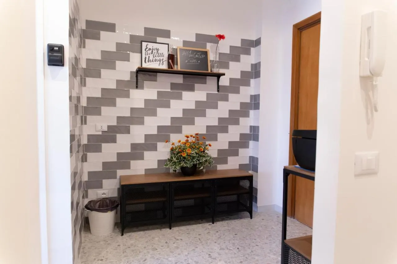 Guest house Allyoucantrip - Porto Naples Italy