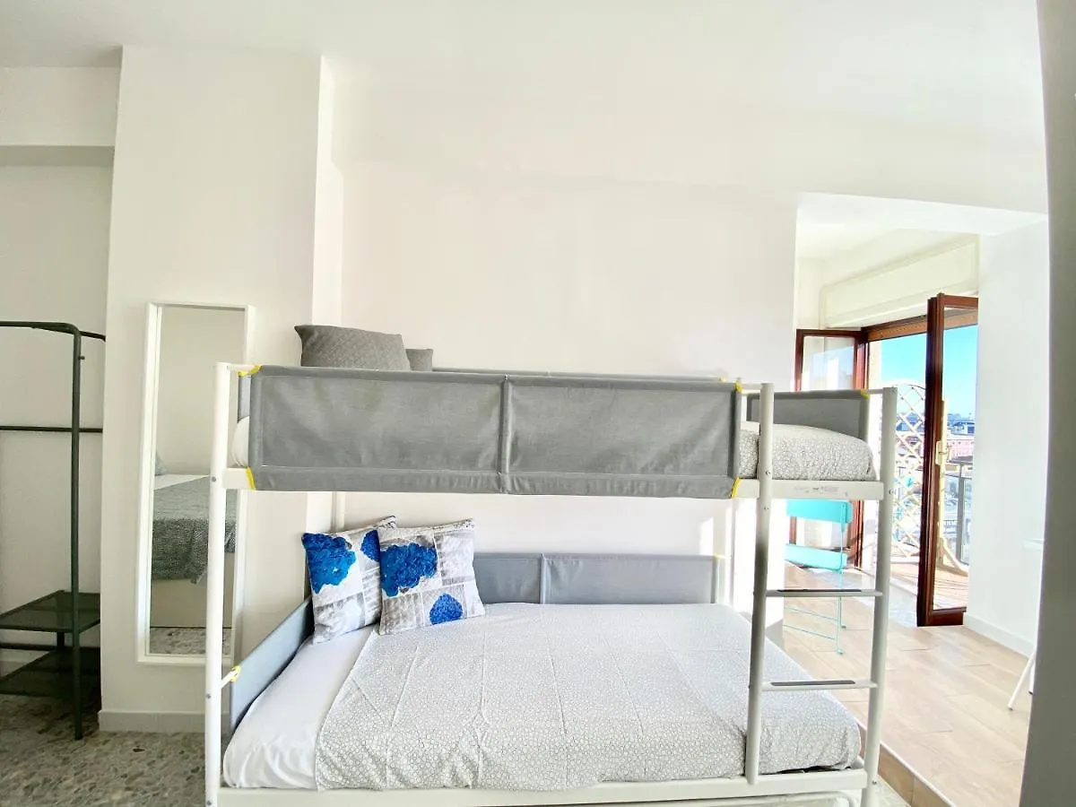 Allyoucantrip - Porto Naples Guest house